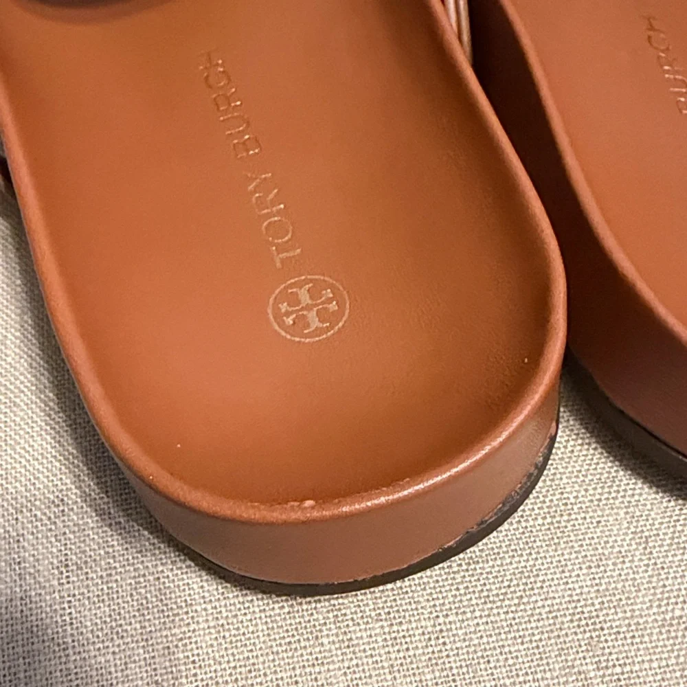 Tory Burch Brown Sandals, Size 7.5 - Picture 9 of 12